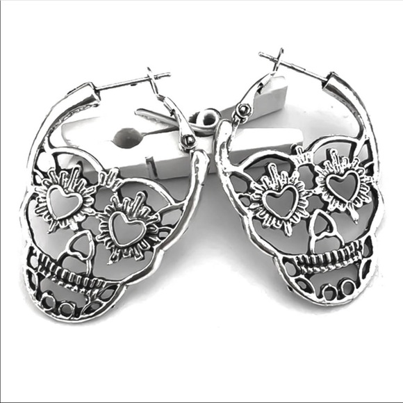 Silver Skull Earrings - Picture 2 of 5